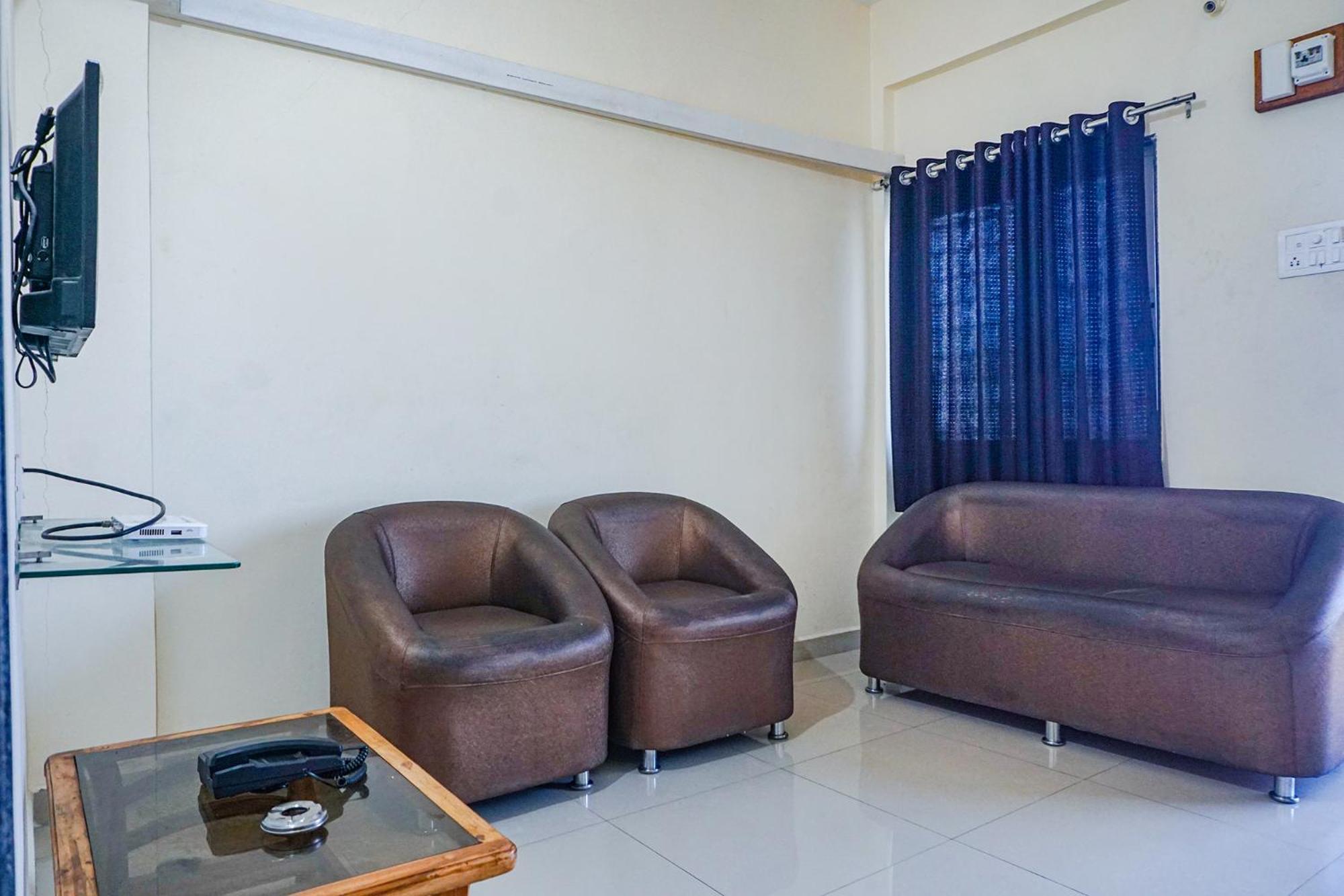 Fabexpress Vaishnav Inn Talegaon Dabhade Kültér fotó